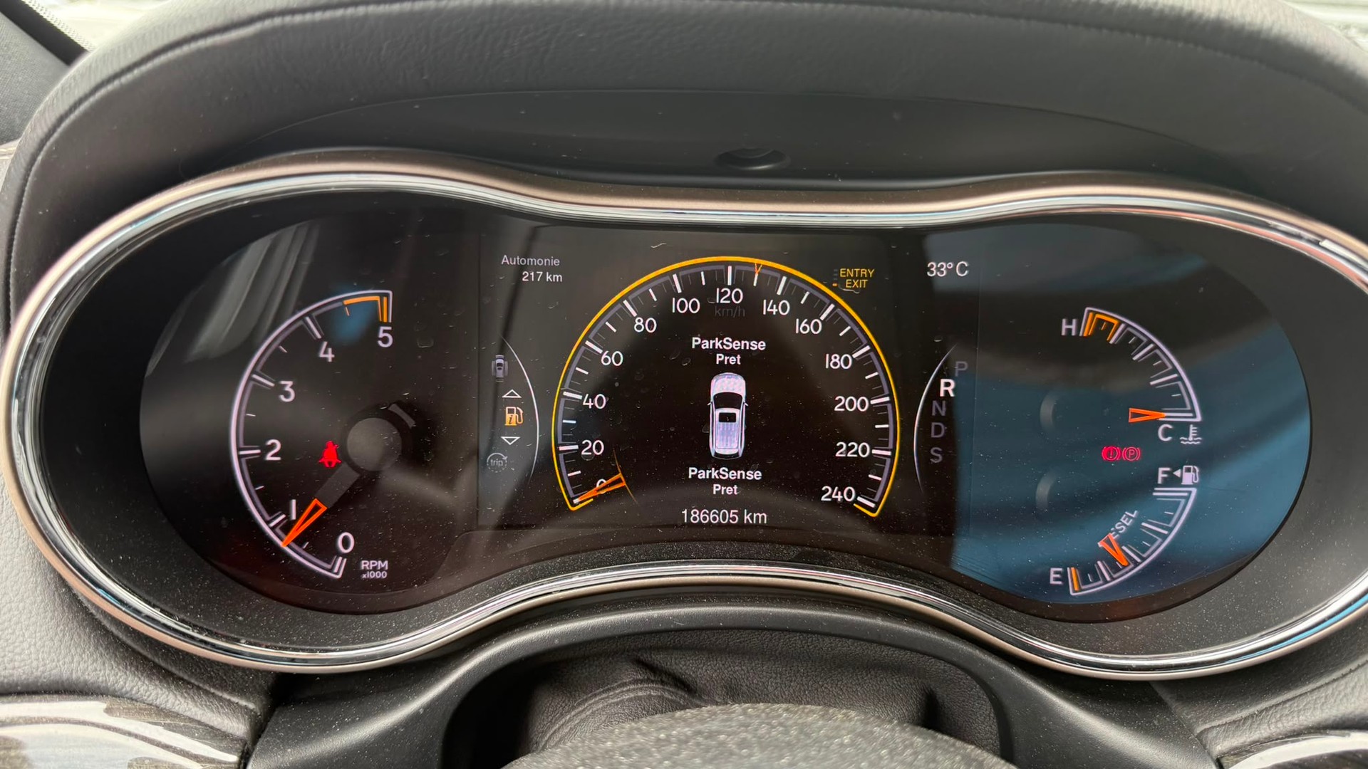 JEEP Grand Cherokee 3.0 CRD Overland Automatic-image-7