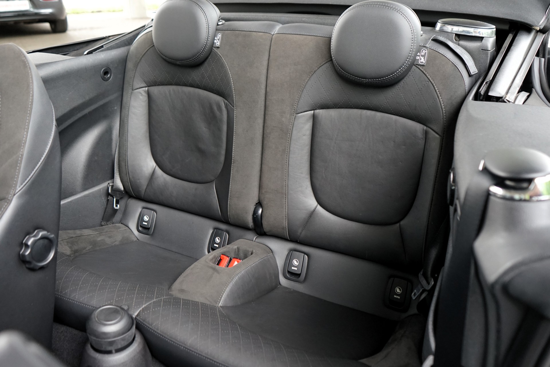 MINI Cooper S Cabriolet Steptronic-image-7