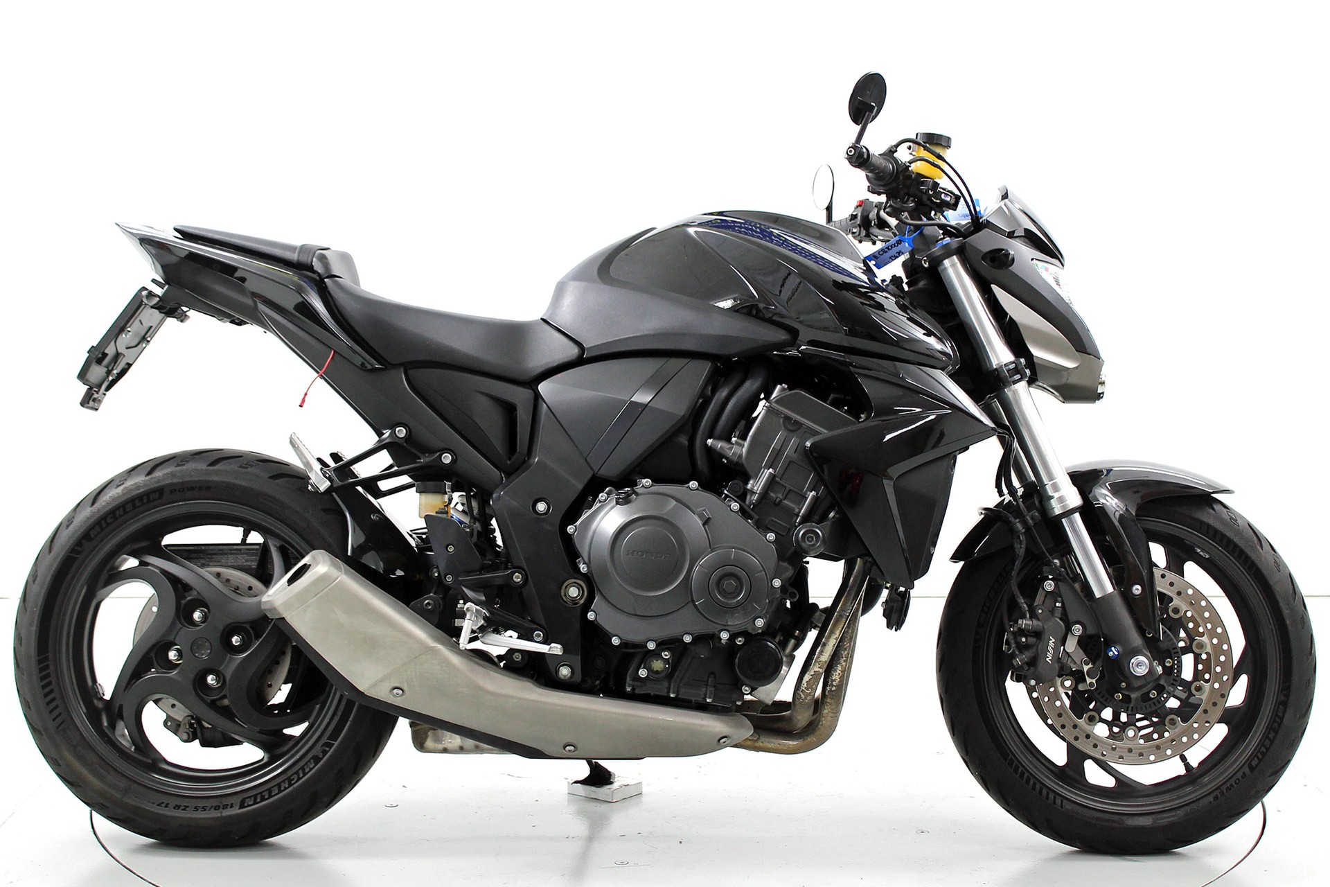 HONDA CB 1000 R ABS-showroom-element-3