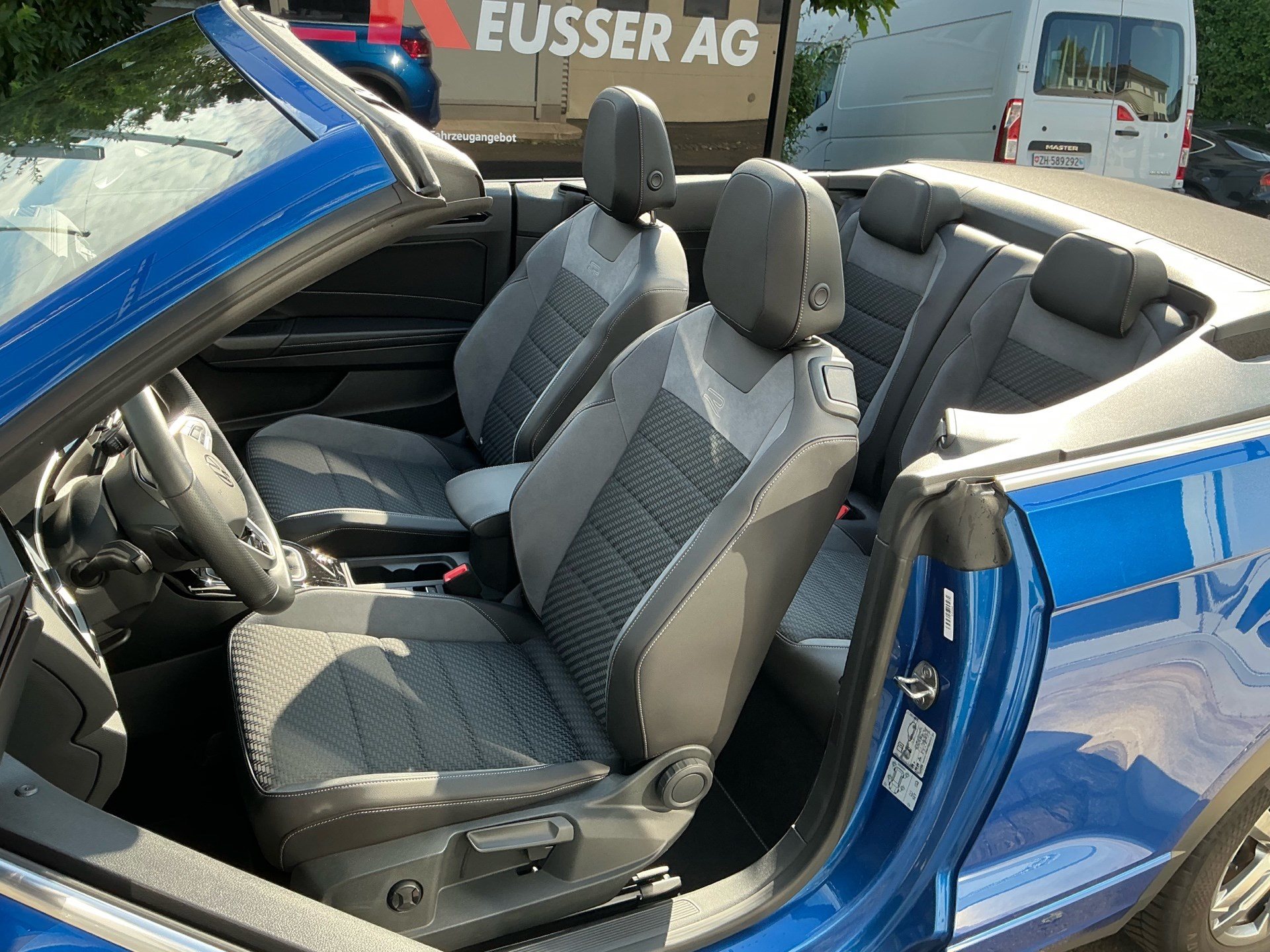 VW T-Roc CABRIOLET 1.5 TSI 150PS R-LINE *** ANHÄNGEKUPPLUNG ***-image-7