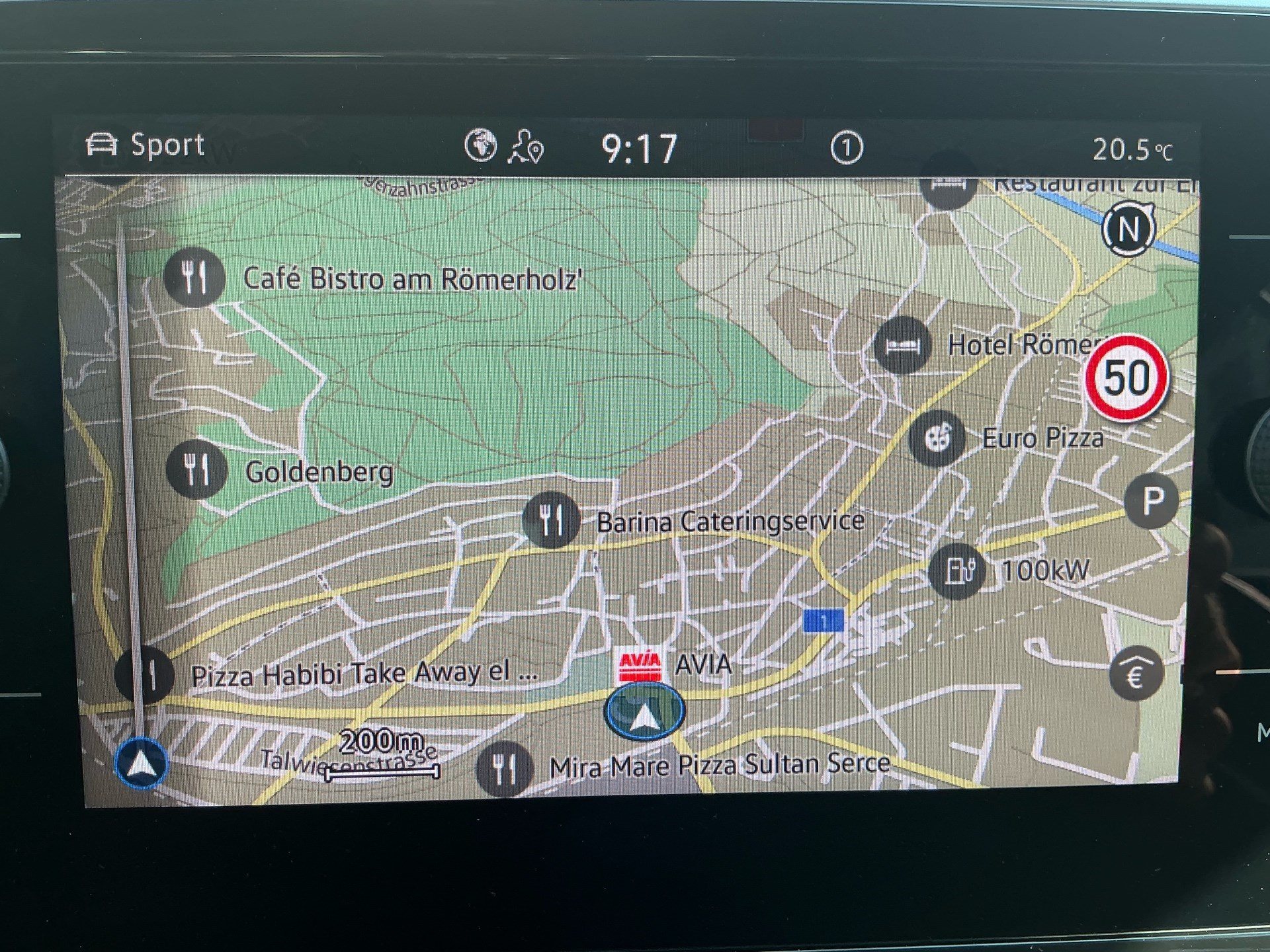 VW T-Roc CABRIOLET 1.5 TSI 150PS R-LINE *** ANHÄNGEKUPPLUNG ***-image-12