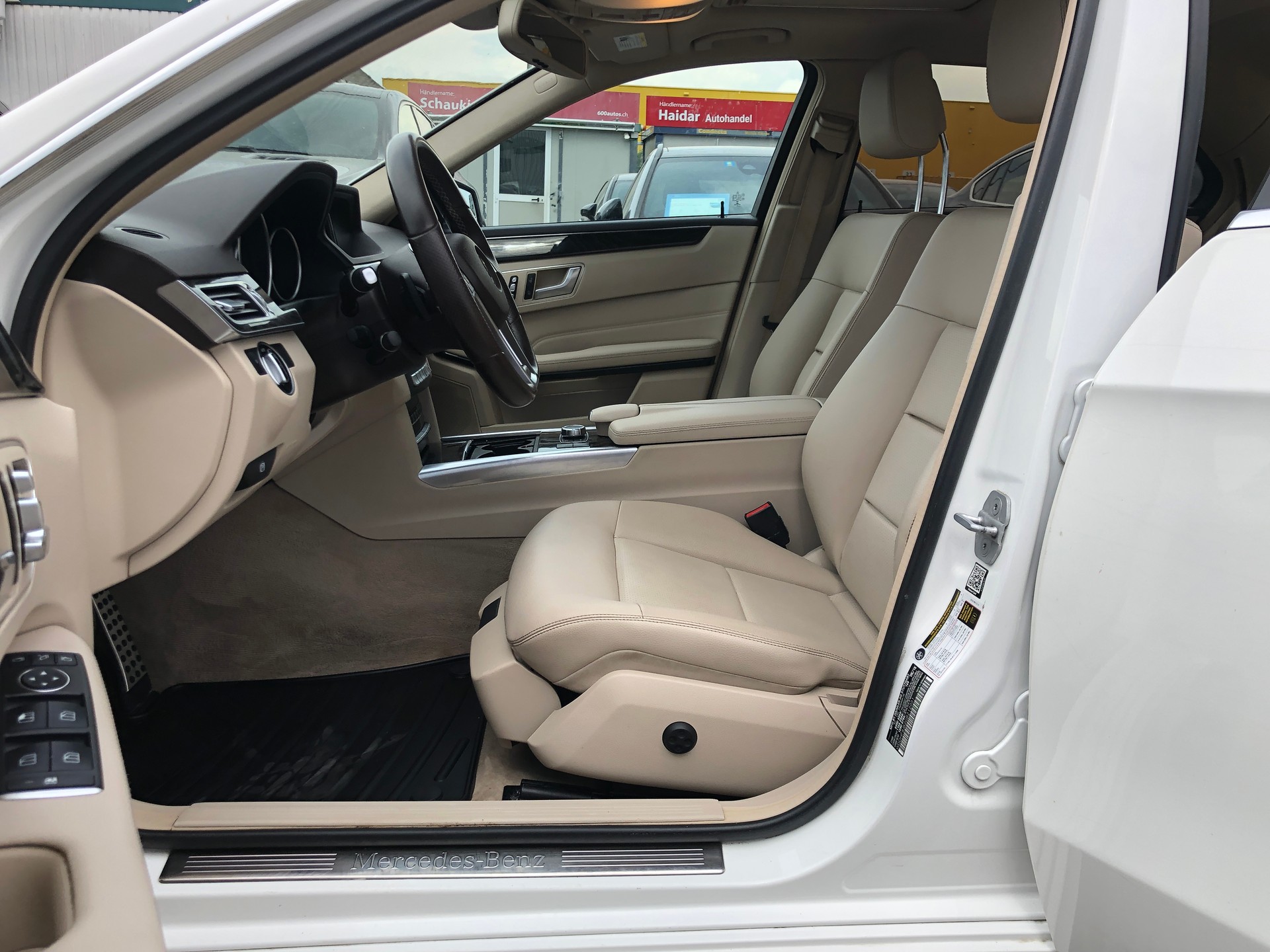 MERCEDES-BENZ E 350-image-7