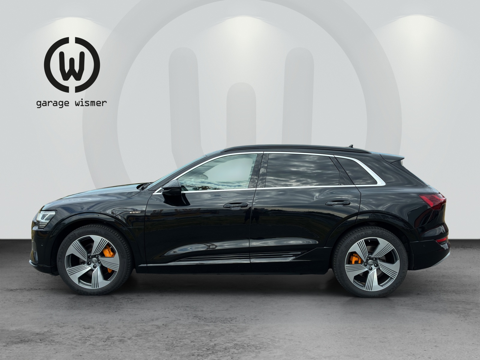 AUDI e-tron 55 Advanced quattro-image-1