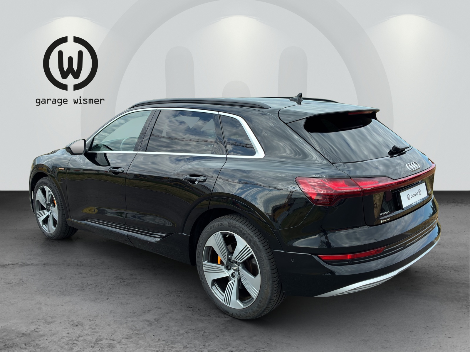 AUDI e-tron 55 Advanced quattro-image-2