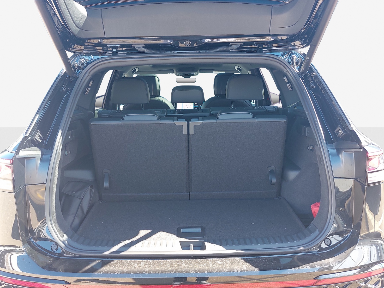 VW Tayron 2.0 TSI R-Line Plus DSG 4Motion-showroom-element-2