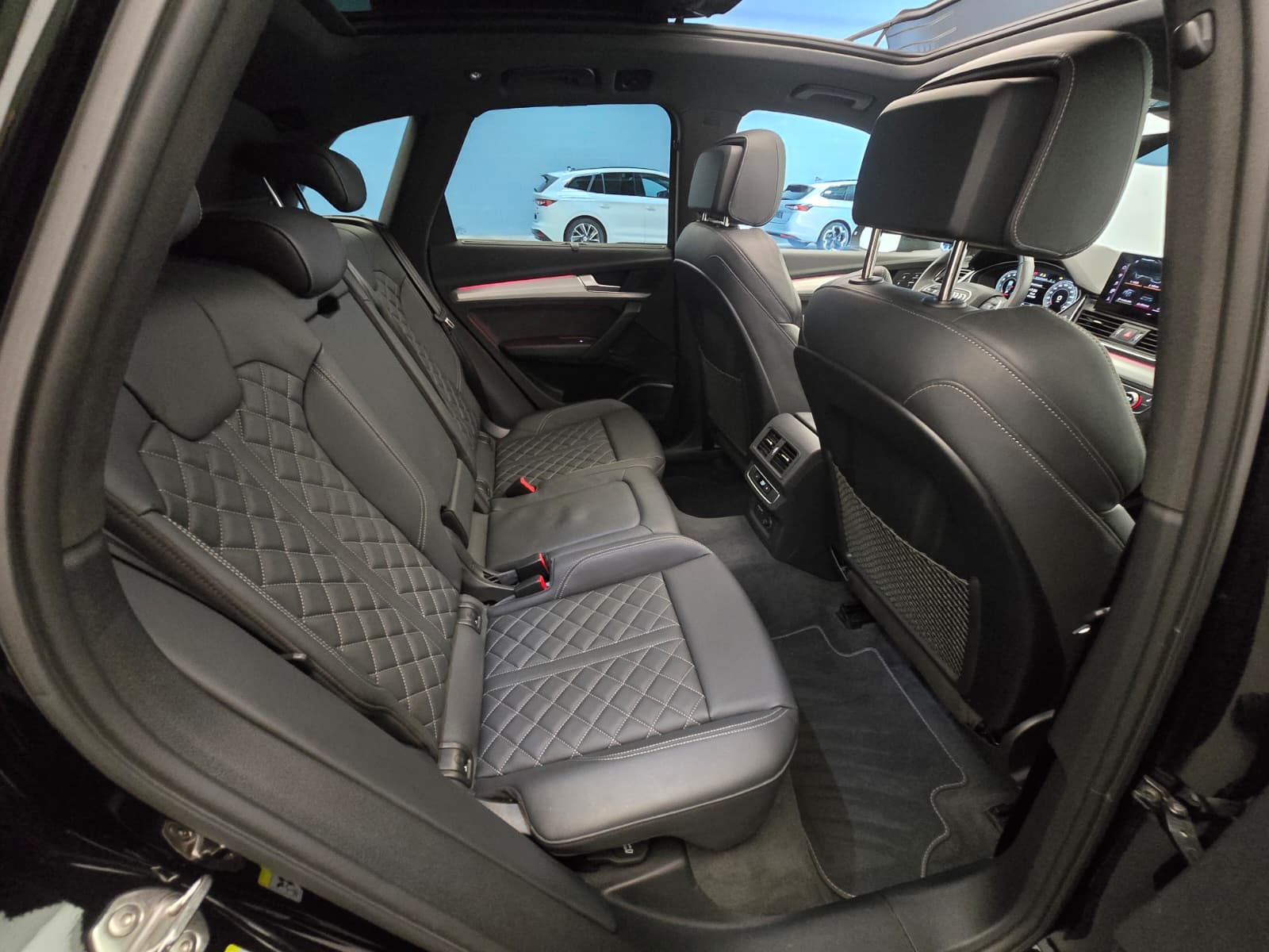 AUDI Q5 Sportback 45 TFSI S line quattro S-tronic-image-15