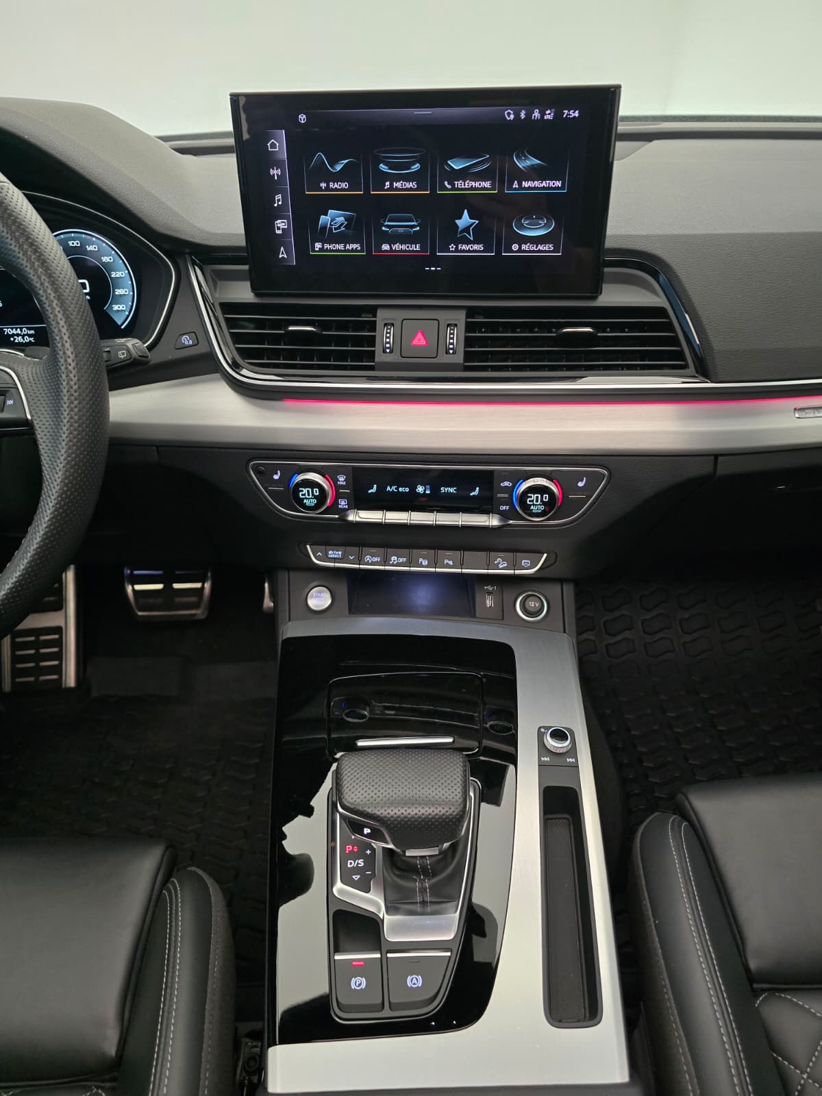 AUDI Q5 Sportback 45 TFSI S line quattro S-tronic-image-12