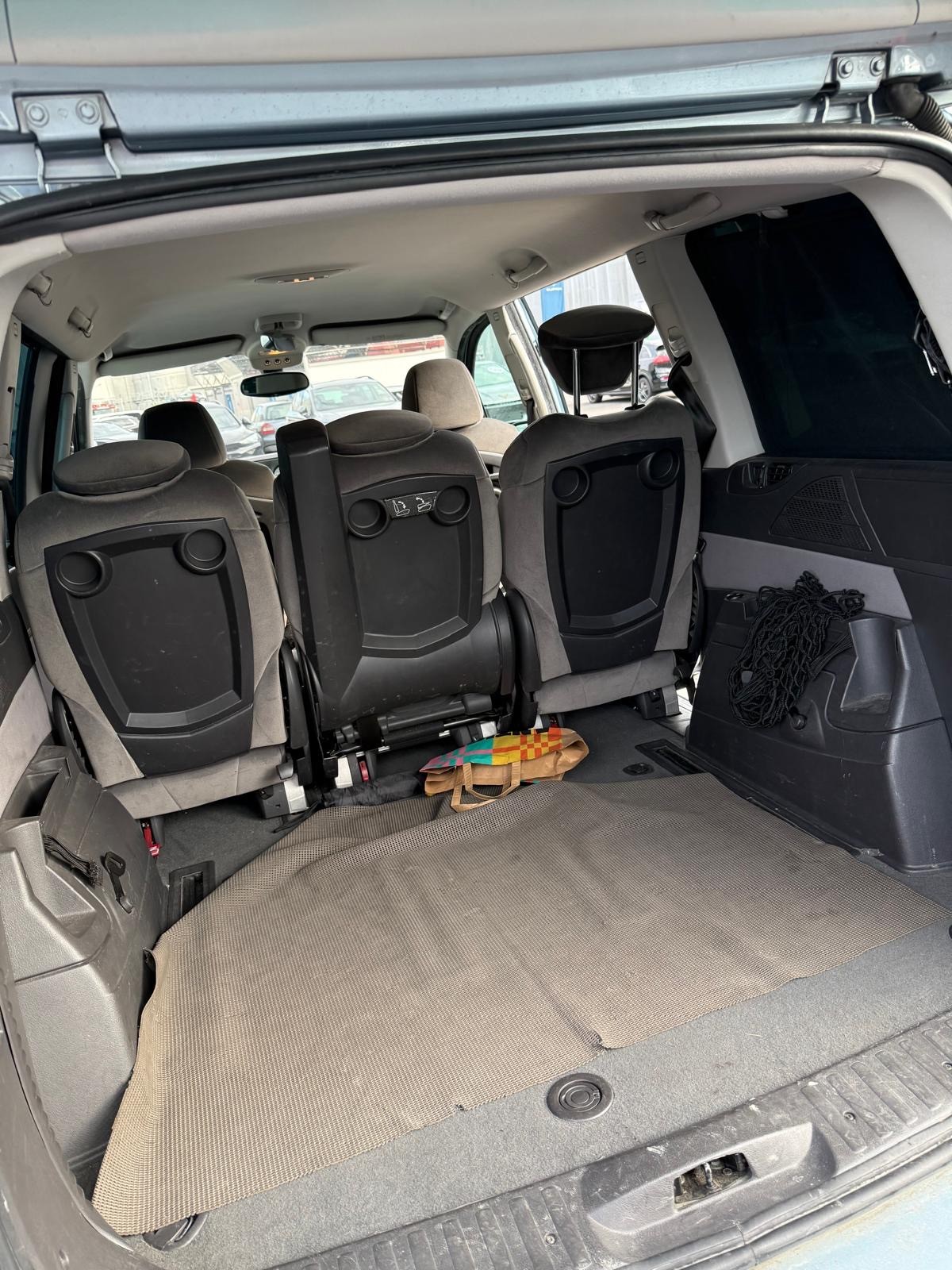 PEUGEOT 2.0 HDI Family Plus-image-3