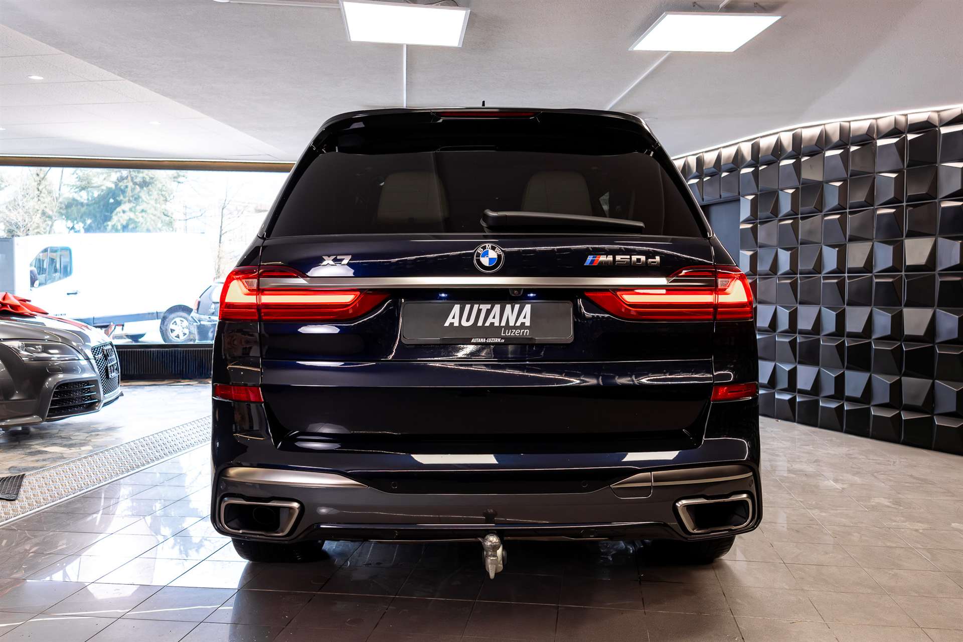 BMW X7 xDrive M50d Steptronic-image-4