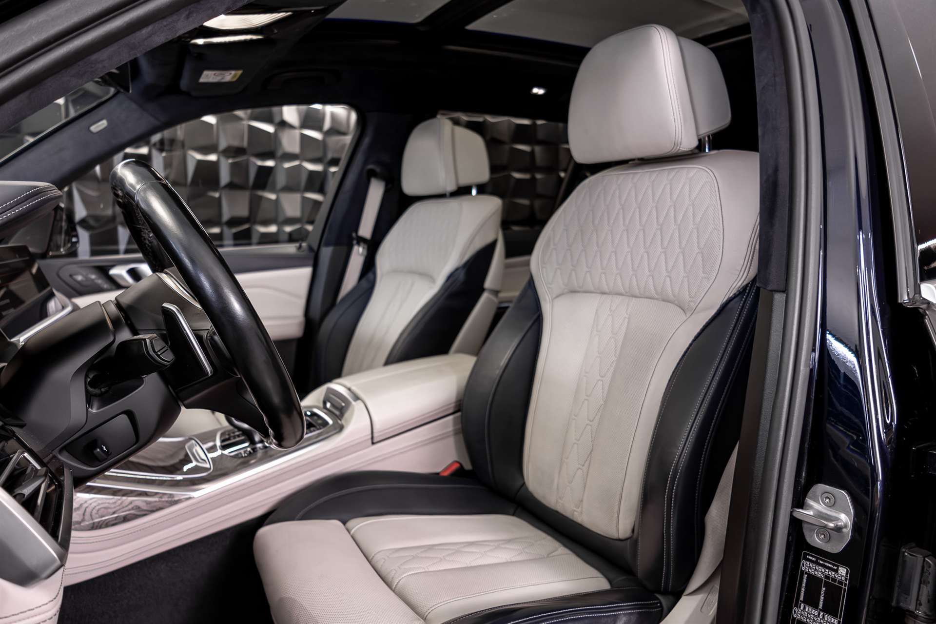 BMW X7 xDrive M50d Steptronic-image-10