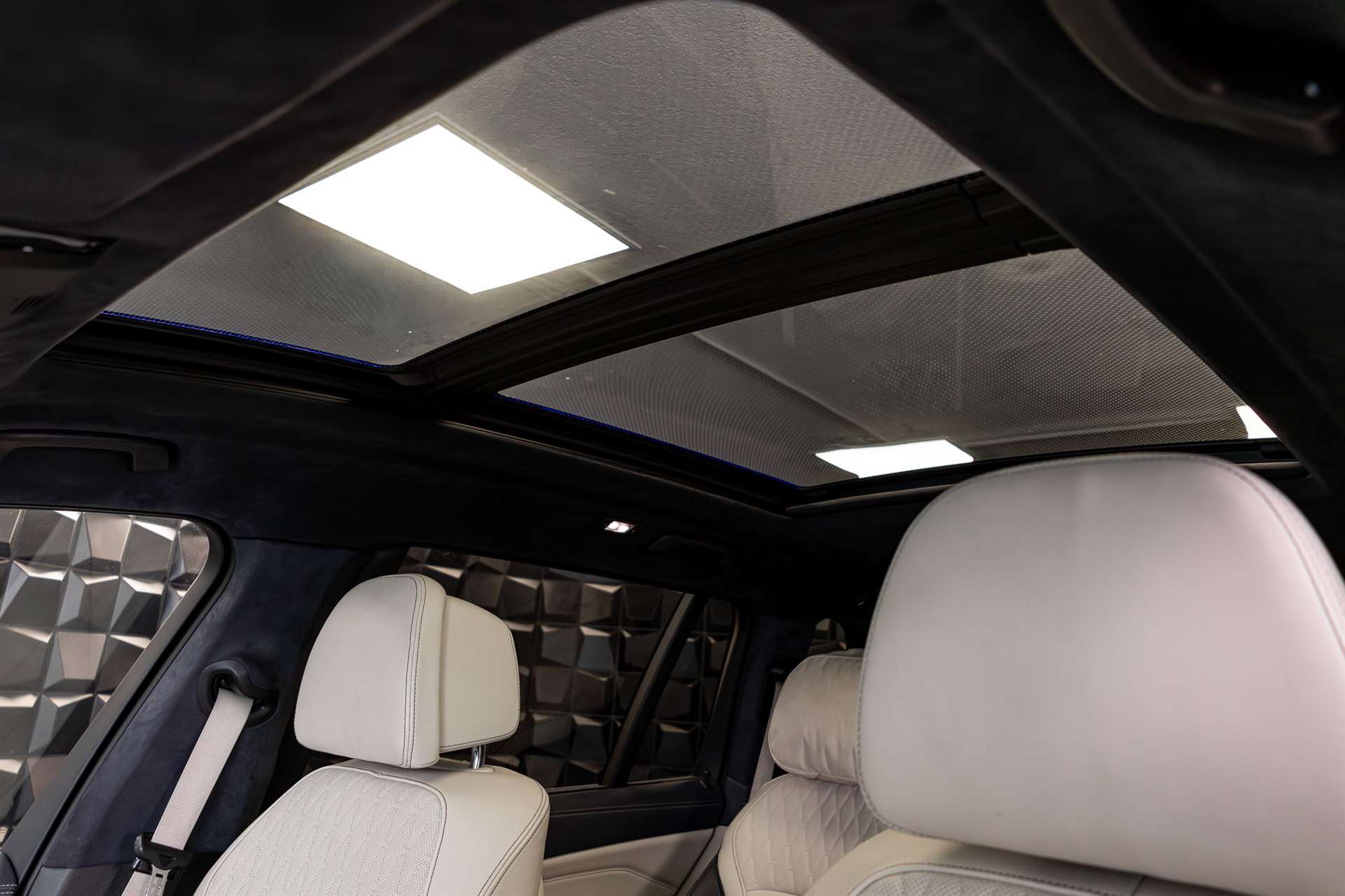 BMW X7 xDrive M50d Steptronic-image-11