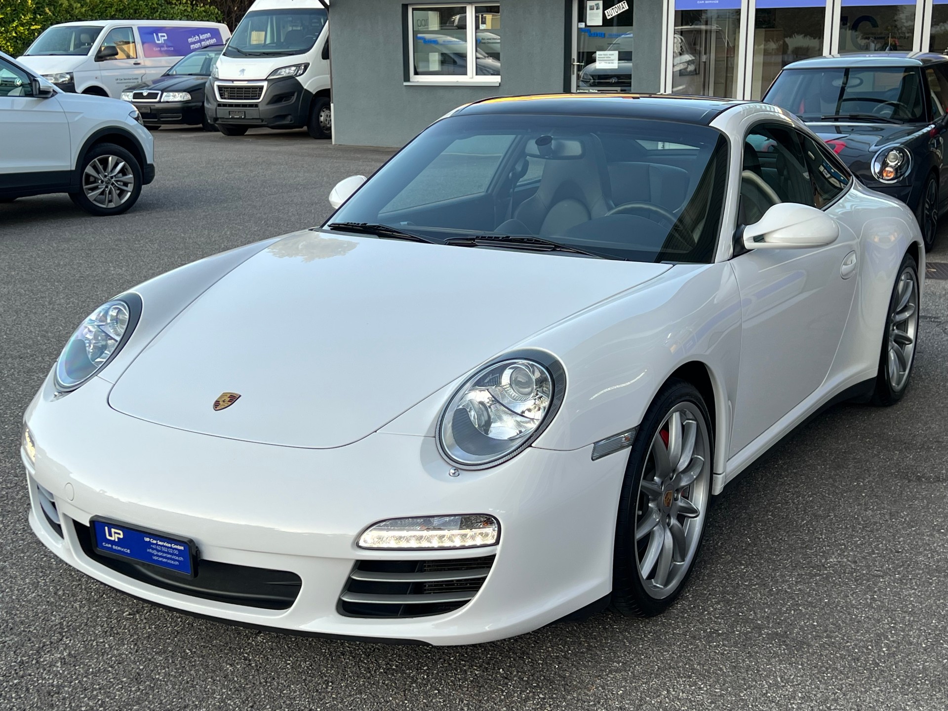 PORSCHE 911 Targa 4S PDK 991.2-showroom-element-1