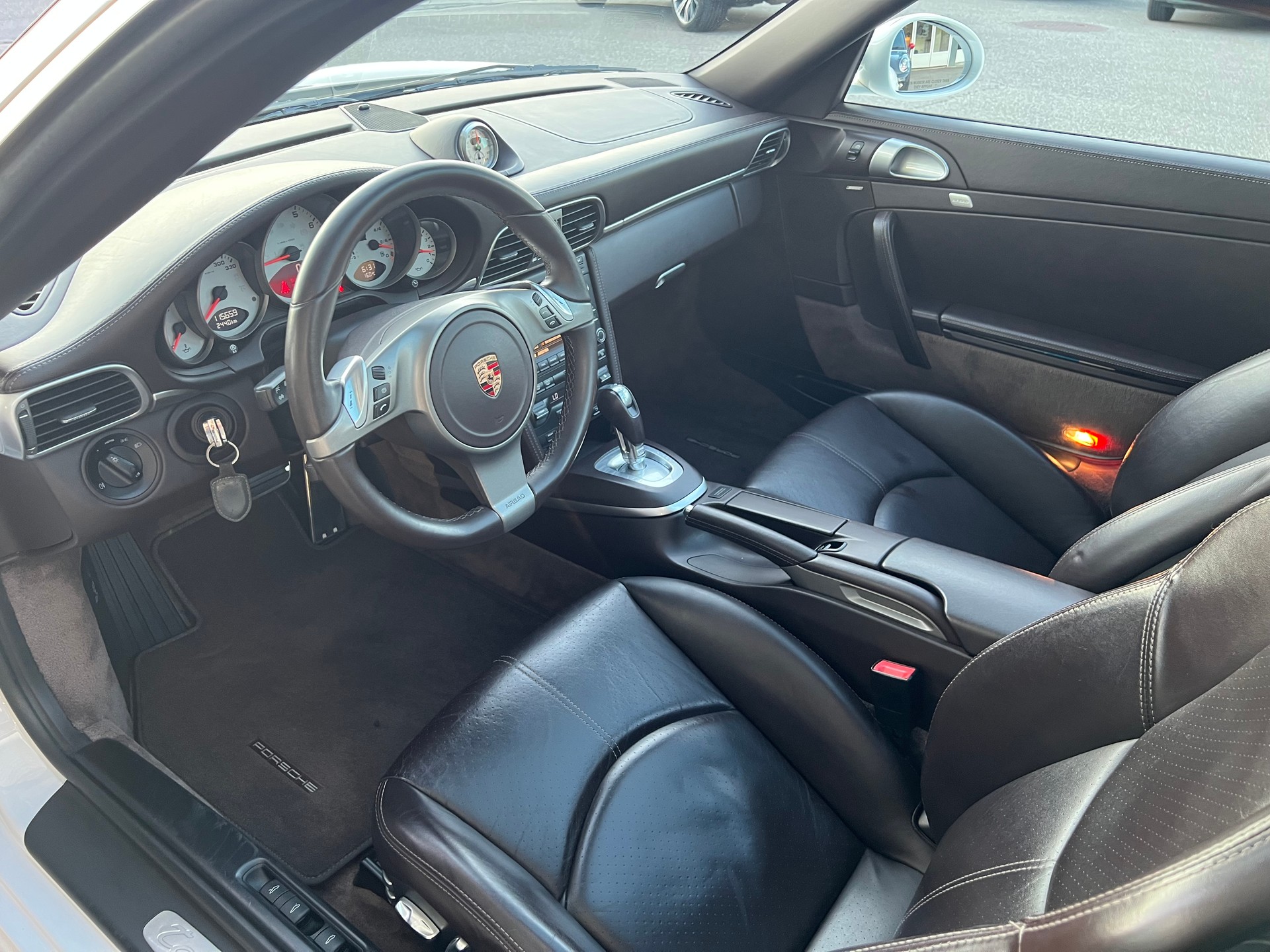 PORSCHE 911 Targa 4S PDK 997.2-image-8