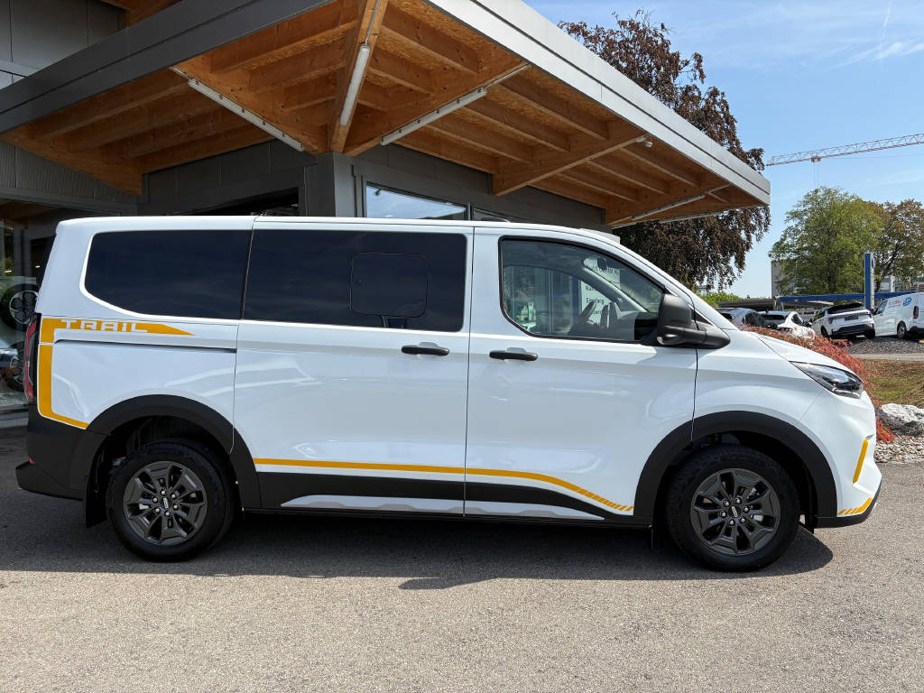 FORD Transit Custom Kombi 320 L1 2.0 EcoBlue 170 Trail 4x4-image-2