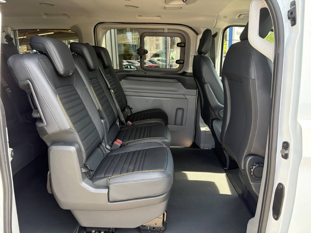FORD Transit Custom Kombi 320 L1 2.0 EcoBlue 170 Trail 4x4-image-4