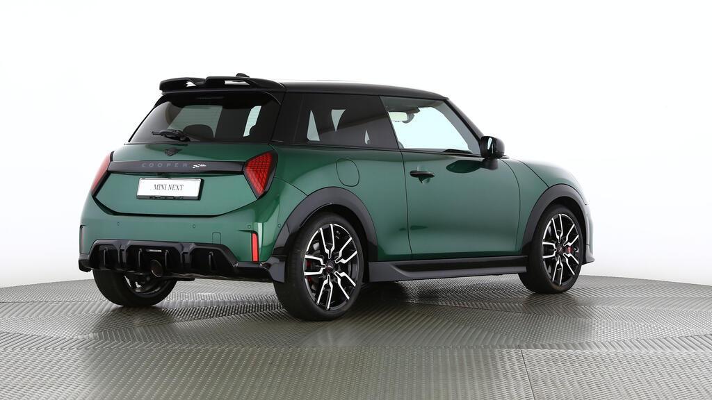 MINI John Cooper Works-image-3