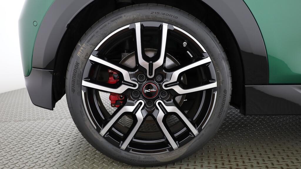 MINI John Cooper Works-image-7