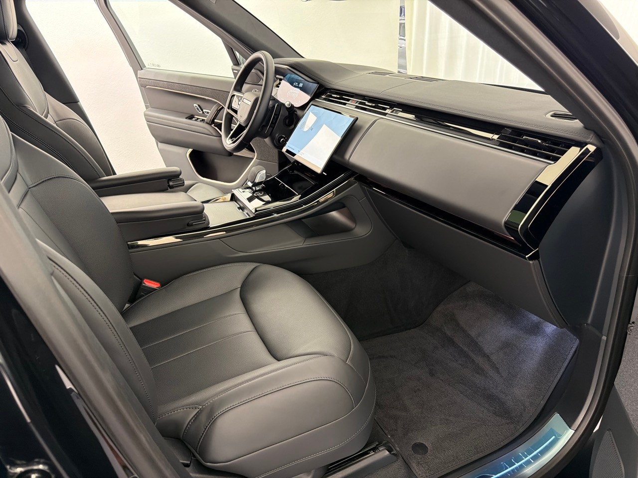 LAND ROVER RR Sport P460e Dyn. SE-image-8