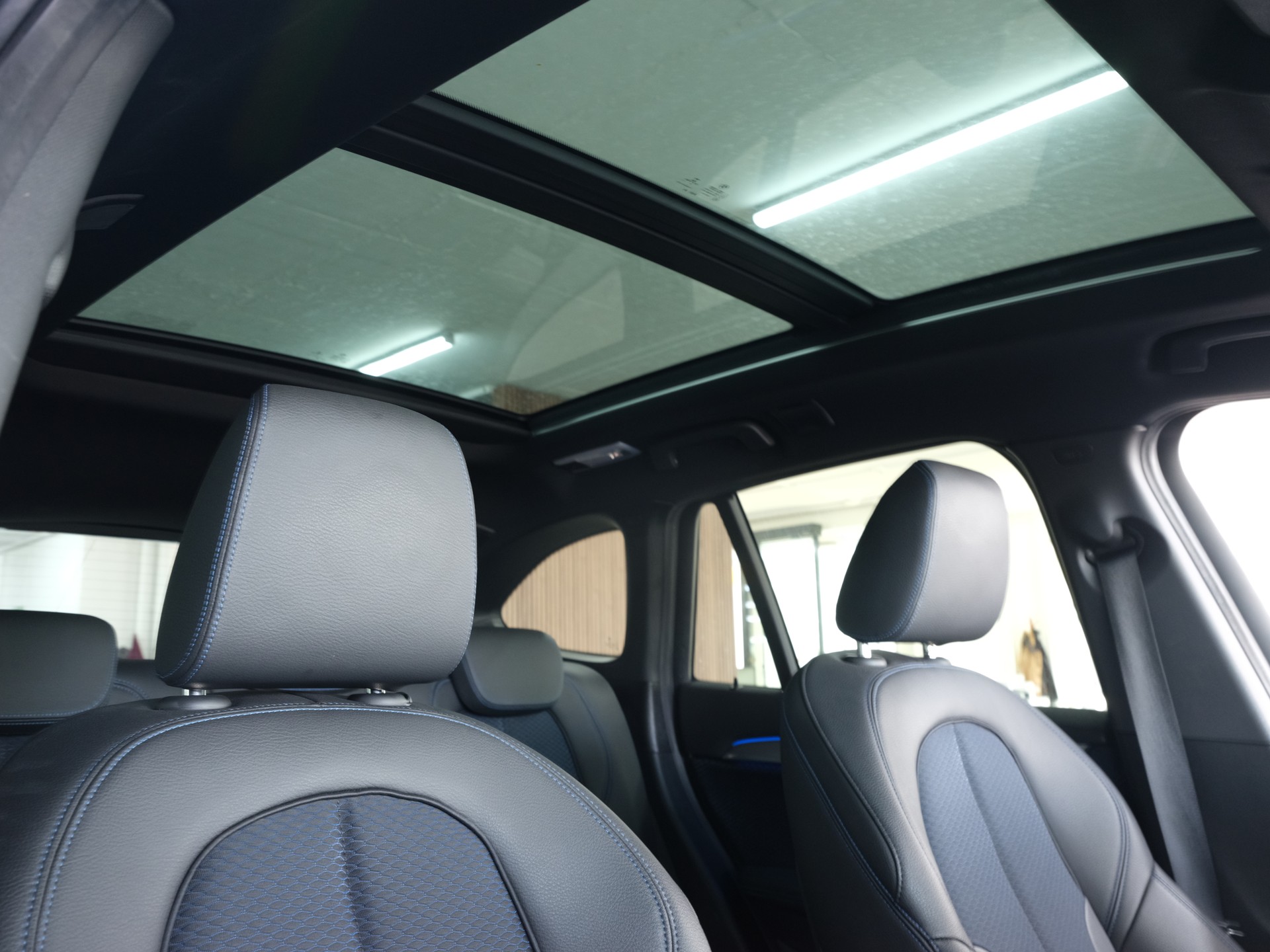 BMW X1 xDrive 20d M Sport Fleet Edition Steptronic *Panorama* *Rückfahrkamera* *Carplay*-image-28