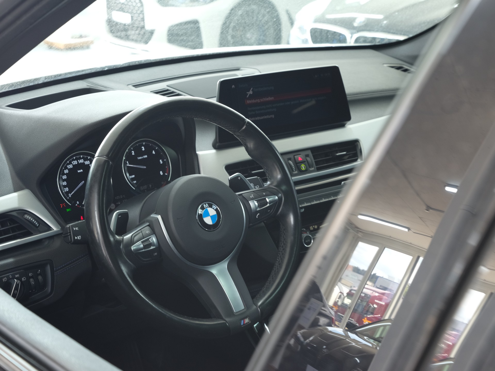 BMW X1 xDrive 20d M Sport Fleet Edition Steptronic *Panorama* *Rückfahrkamera* *Carplay*-image-19