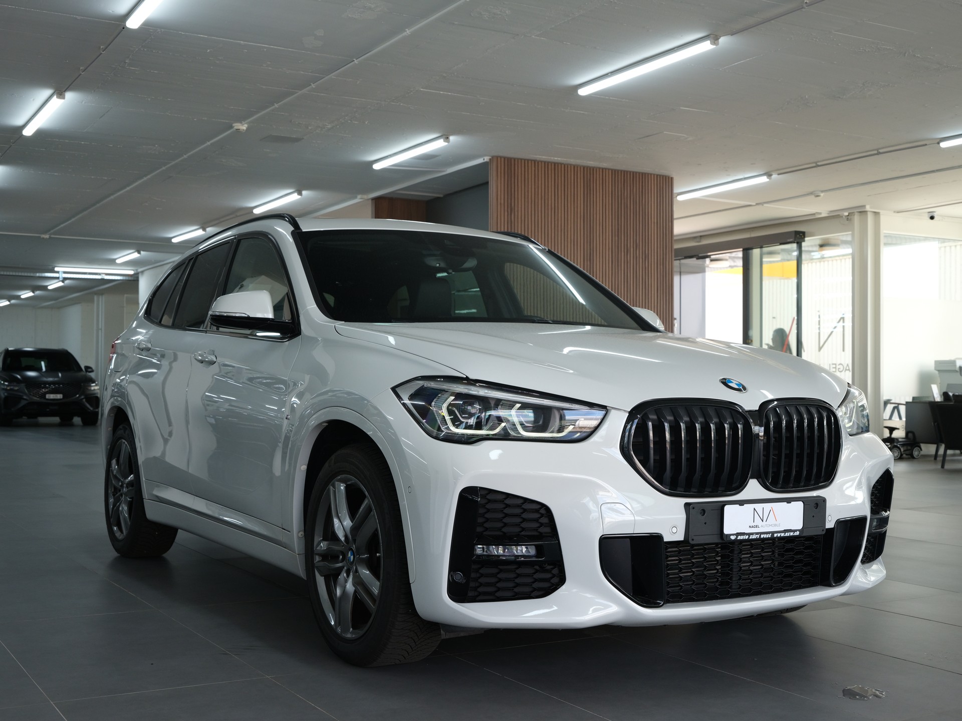 BMW X1 xDrive 20d M Sport Fleet Edition Steptronic *Panorama* *Rückfahrkamera* *Carplay*-image-1
