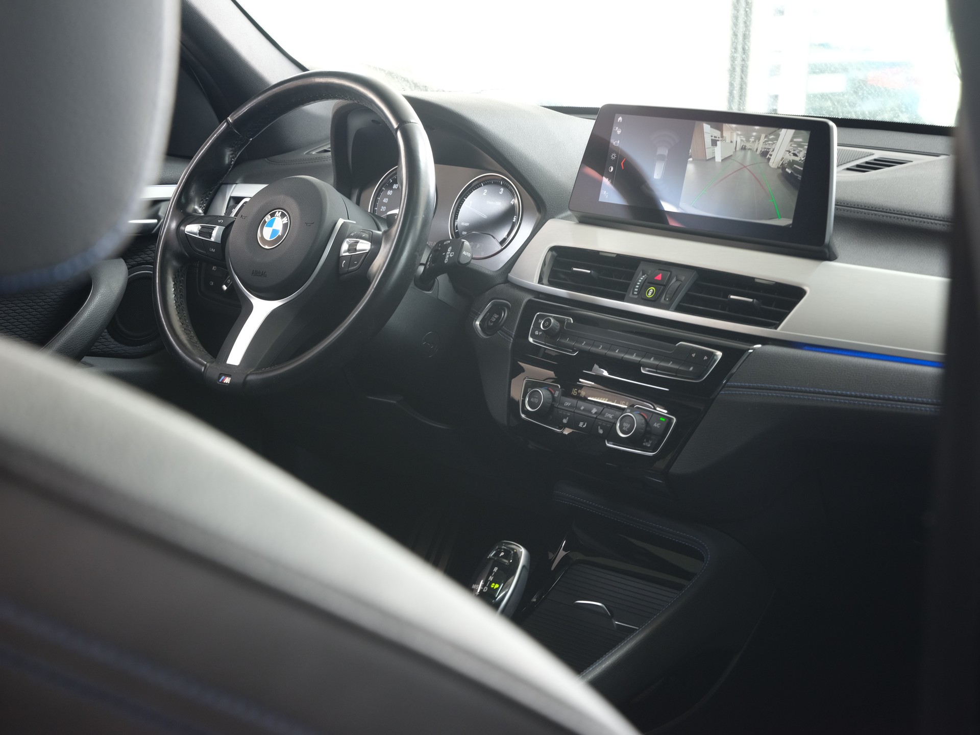 BMW X1 xDrive 20d M Sport Fleet Edition Steptronic *Panorama* *Rückfahrkamera* *Carplay*-image-24