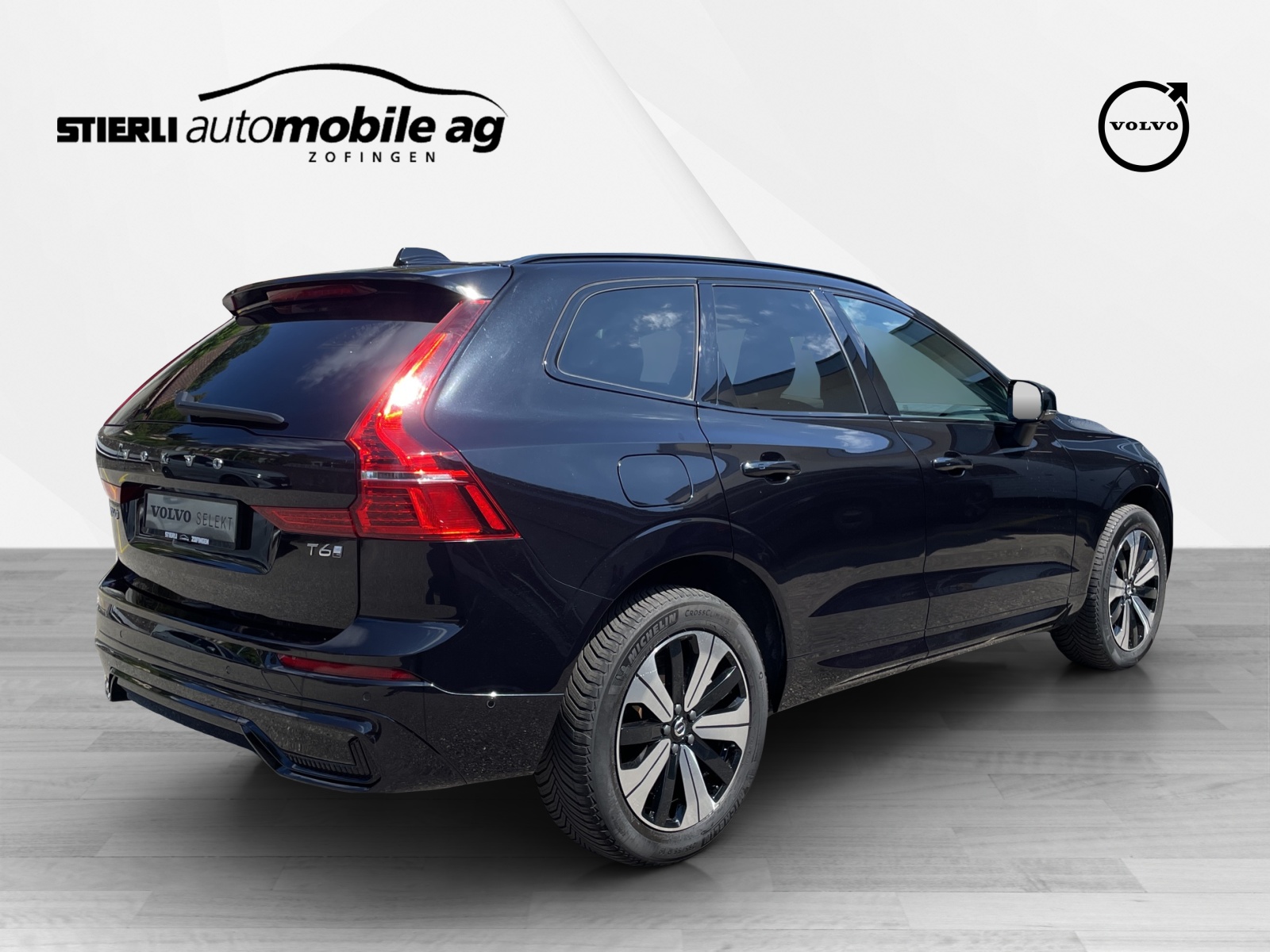 VOLVO XC60 2.0 T6 TE Plus Dark eAWD-image-4