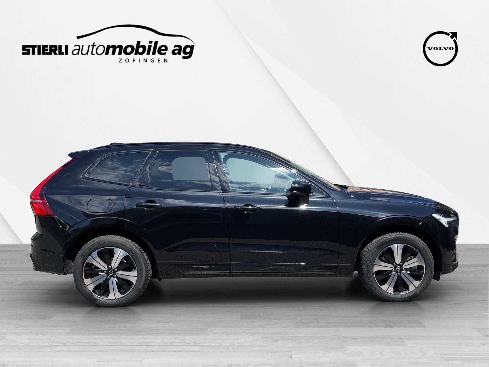 VOLVO XC60 2.0 T6 TE Plus Dark eAWD-image-3