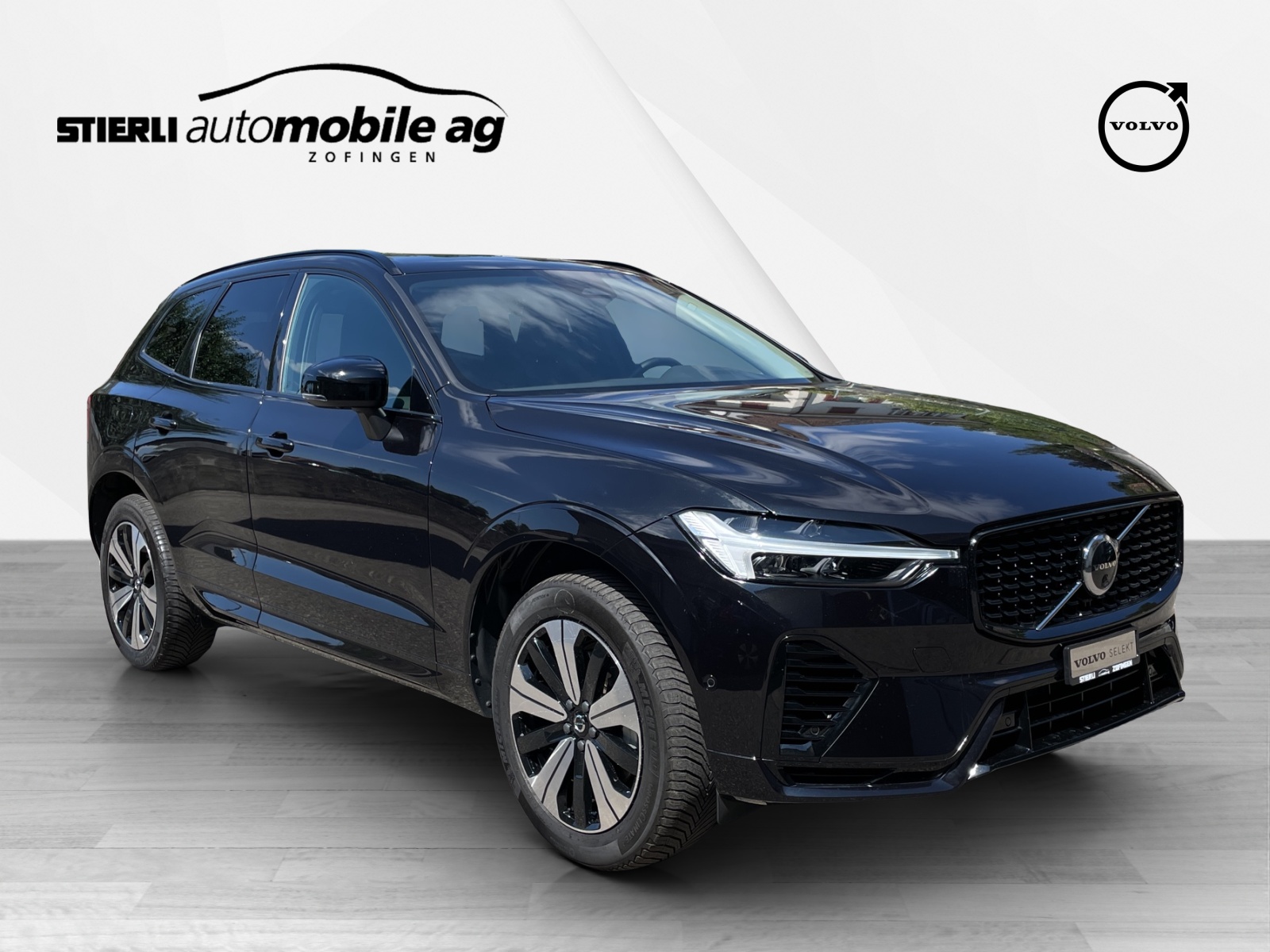 VOLVO XC60 2.0 T6 TE Plus Dark eAWD-image-2