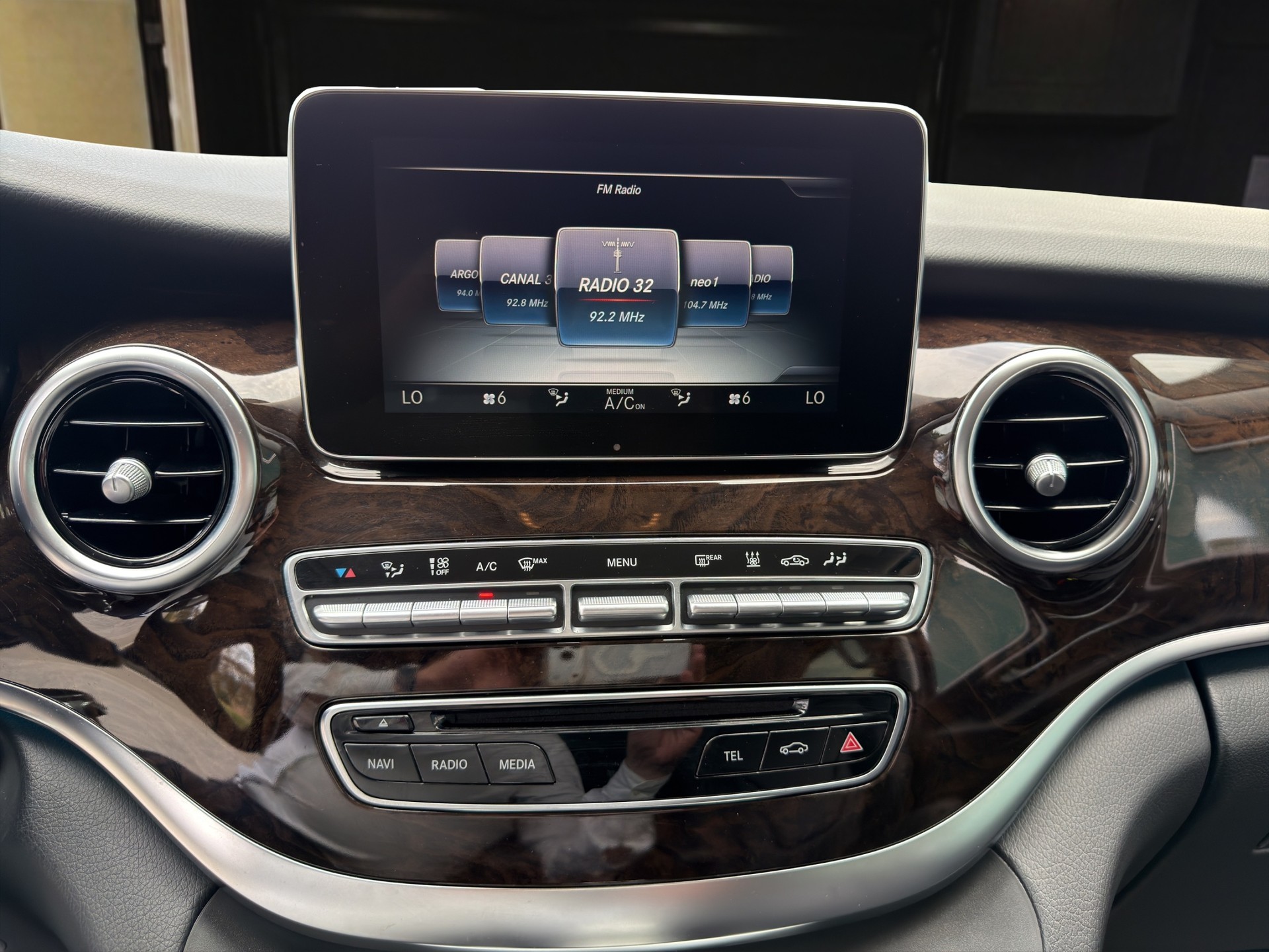 MERCEDES-BENZ V 250 d BlueTec Ava.extr.l. 4m Van-image-15