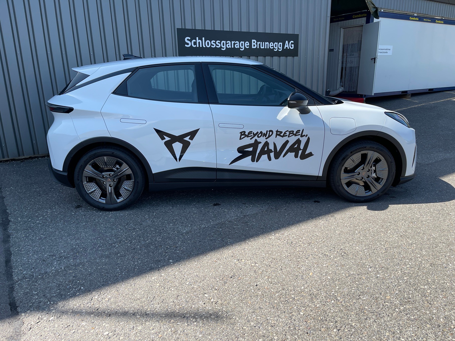 CUPRA Raval 52 kWh Dynamic Launch Edition-image-1