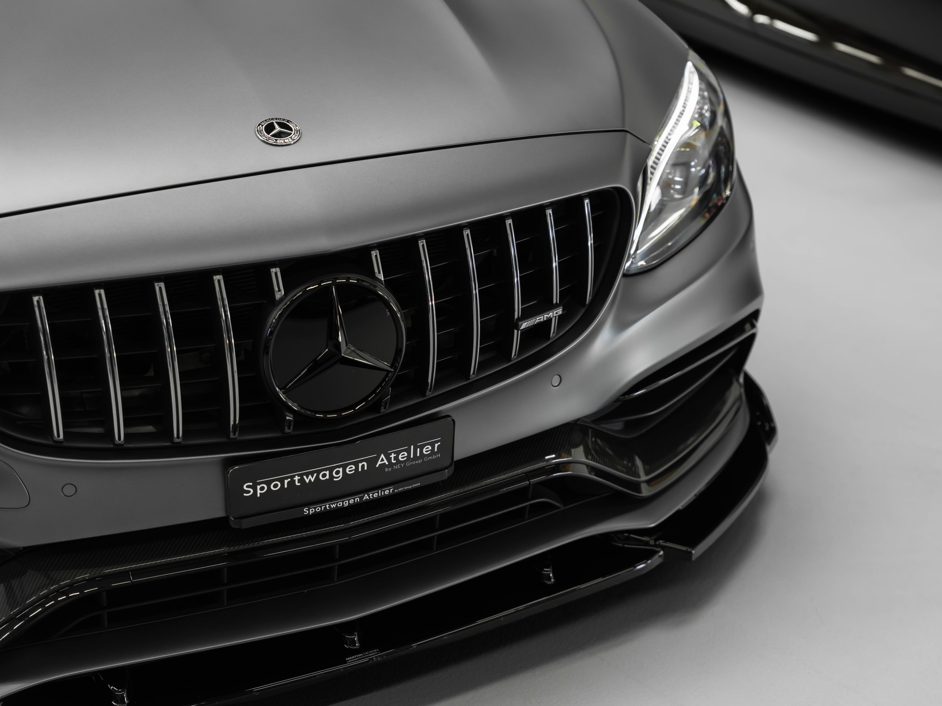 MERCEDES-BENZ C 63 S AMG 9G-tronic-image-13