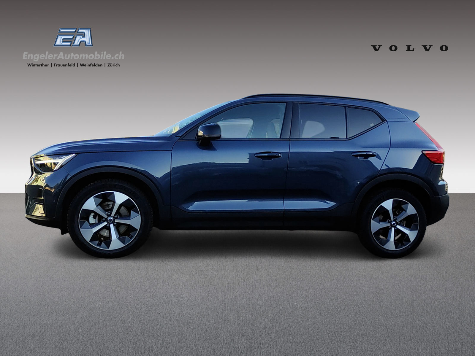 VOLVO XC40 2.0 B4 MH Plus Dark-showroom-element-2