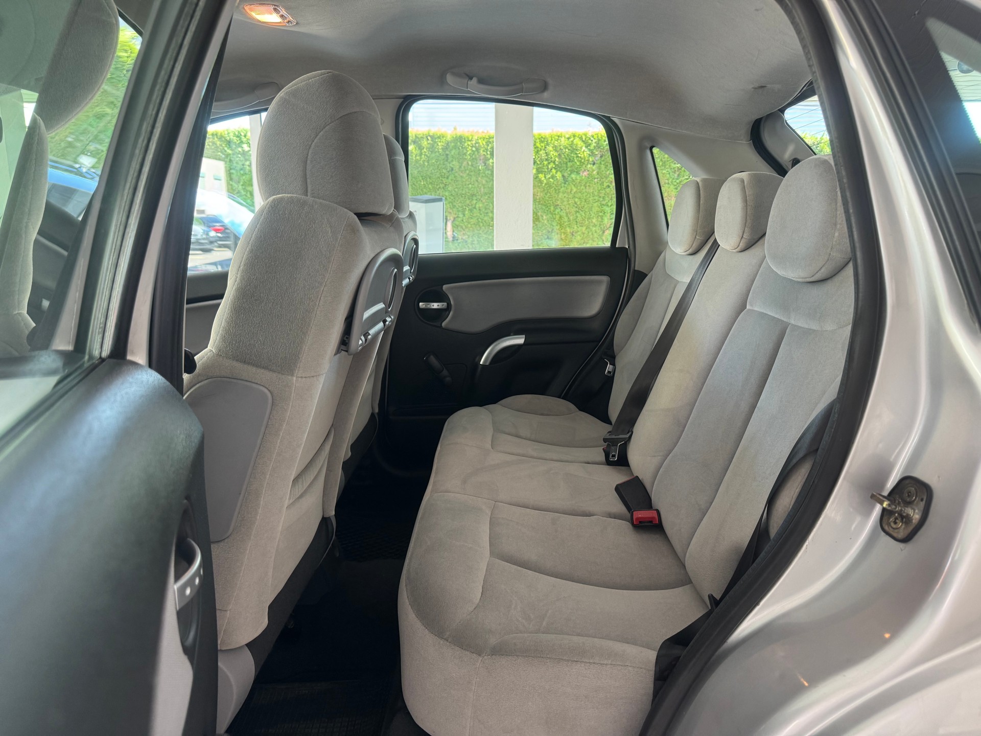 CITROEN C3 1.4i Exclusive-image-12