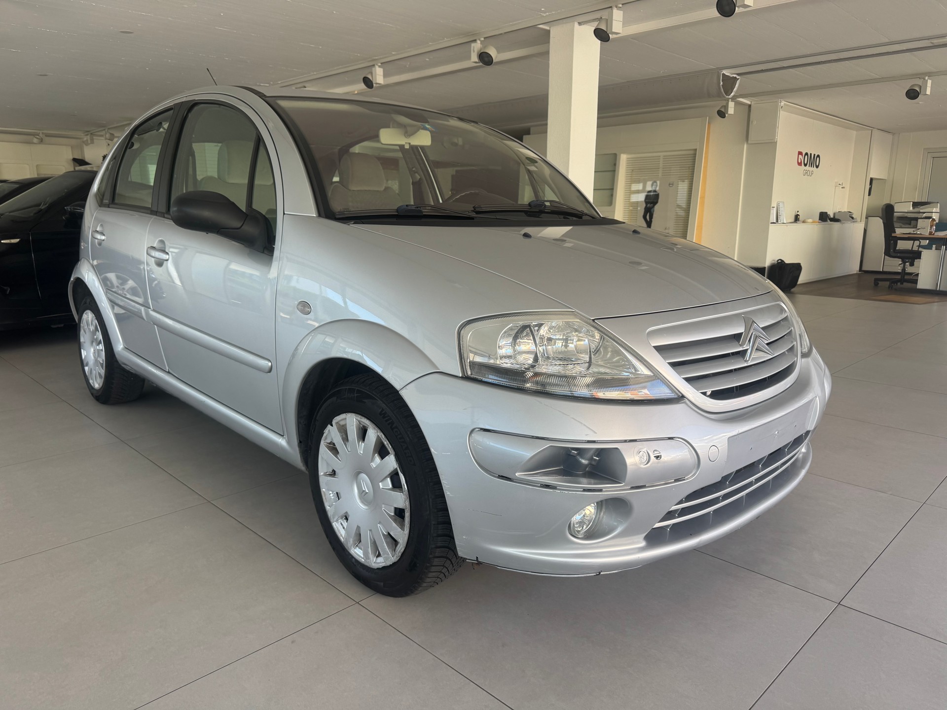 CITROEN C3 1.4i Exclusive-image-1
