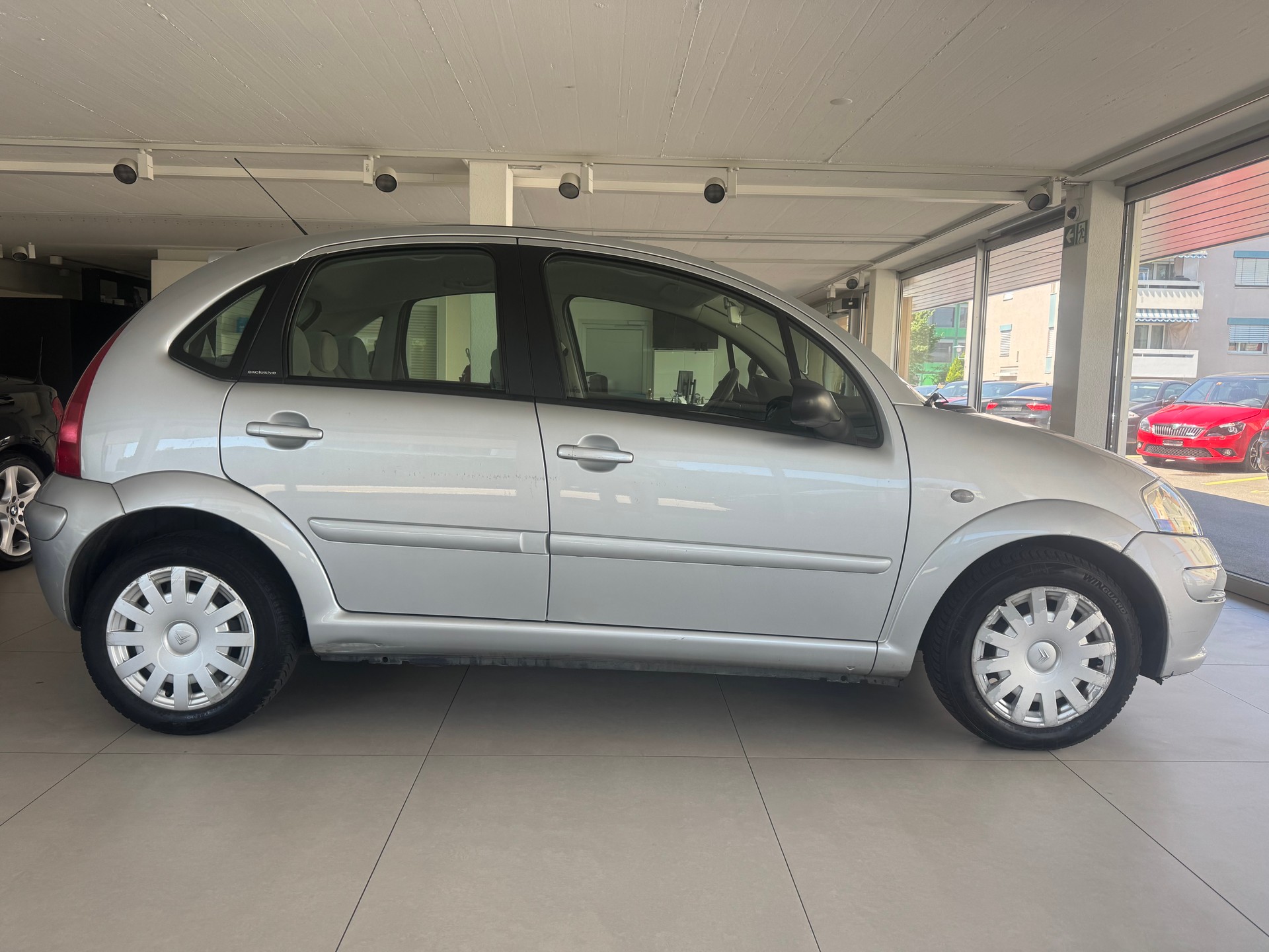 CITROEN C3 1.4i Exclusive-image-3