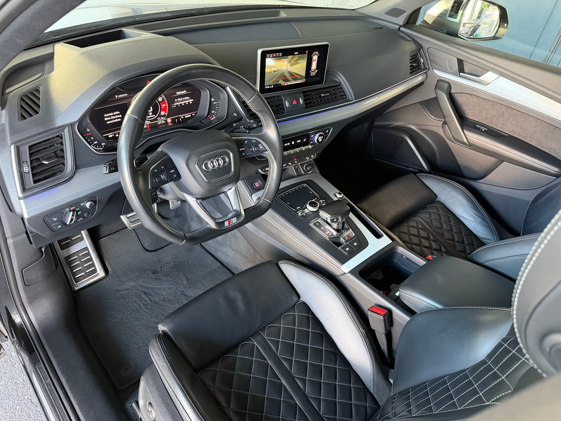 AUDI SQ5 3.0 TFSI quattro S-tronic-image-14