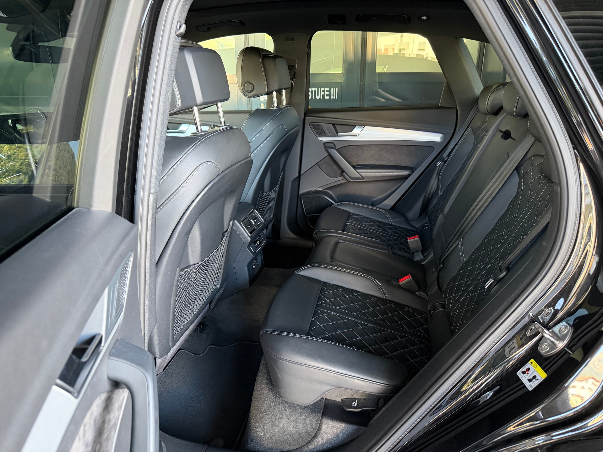 AUDI SQ5 3.0 TFSI quattro S-tronic-image-16