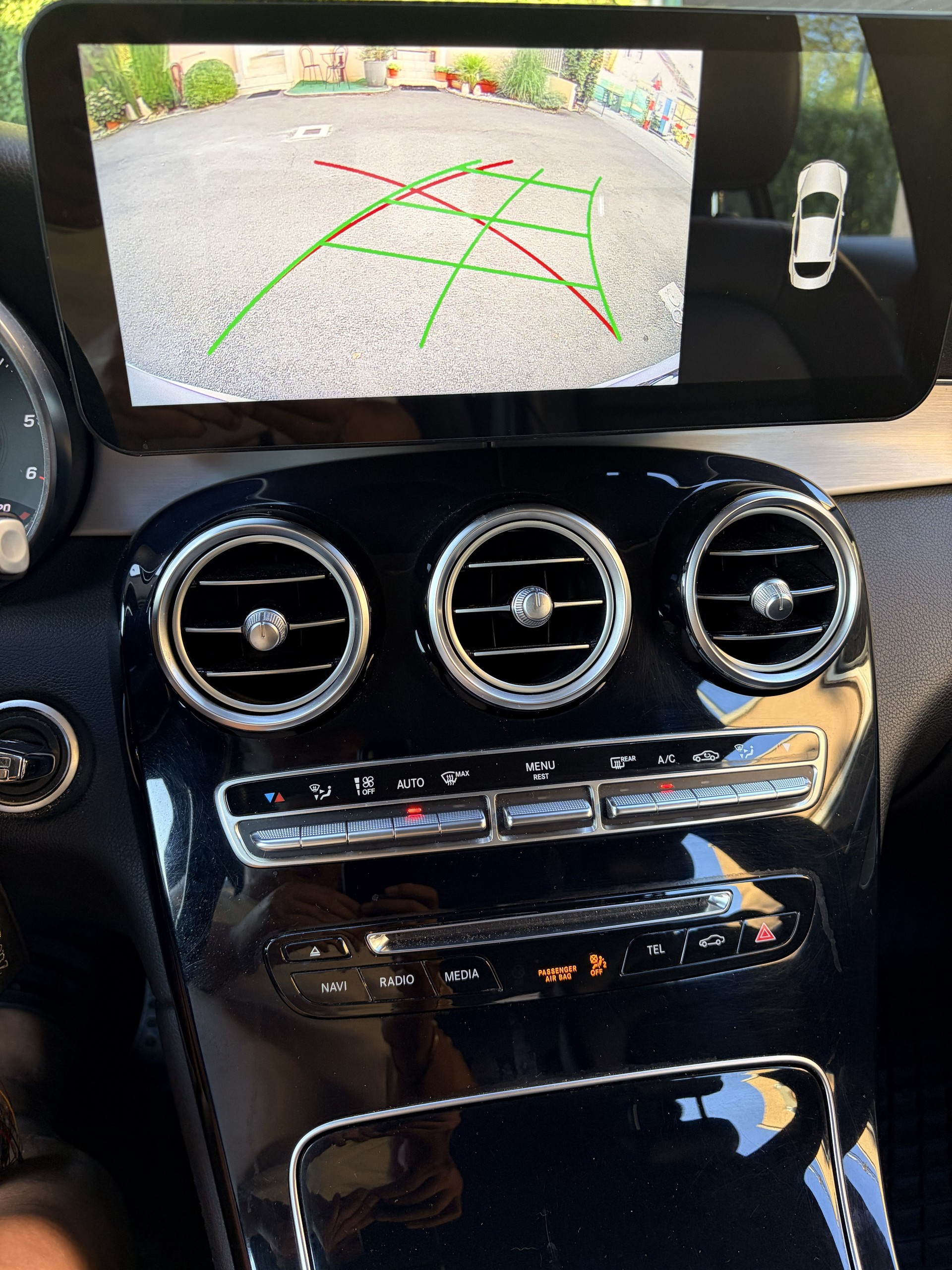 MERCEDES-BENZ GLC 220 d 4m-image-3