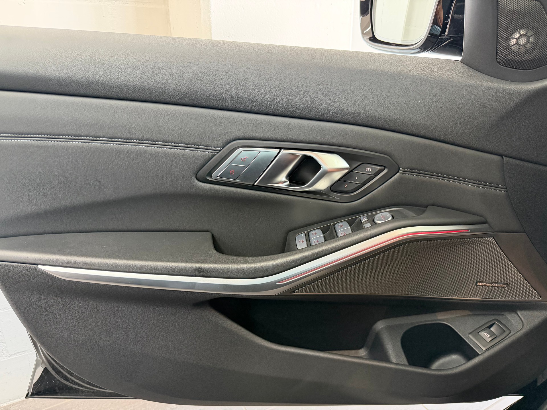 BMW M3 Competition M xDrive * Schalensitze * Carbondach * Headup * Harman Kardon *-image-12