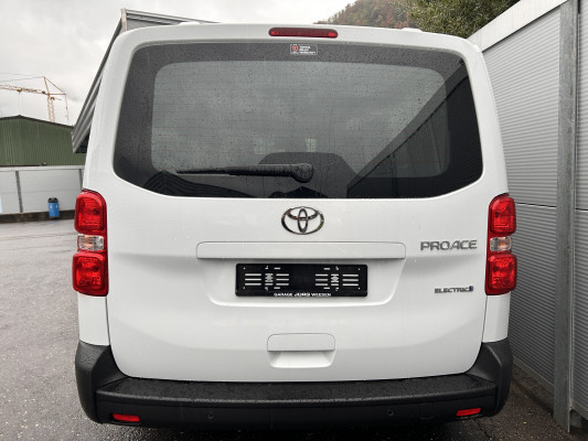 TOYOTA Proace EV 75kWh L Active-image-4