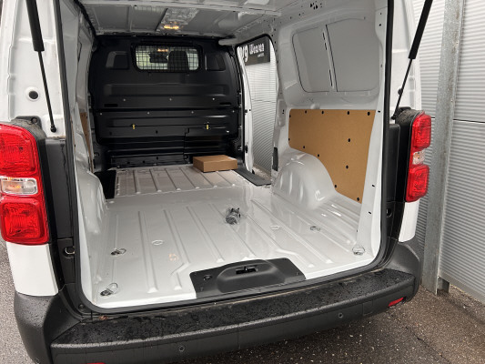 TOYOTA Proace EV 75kWh L Active-image-5