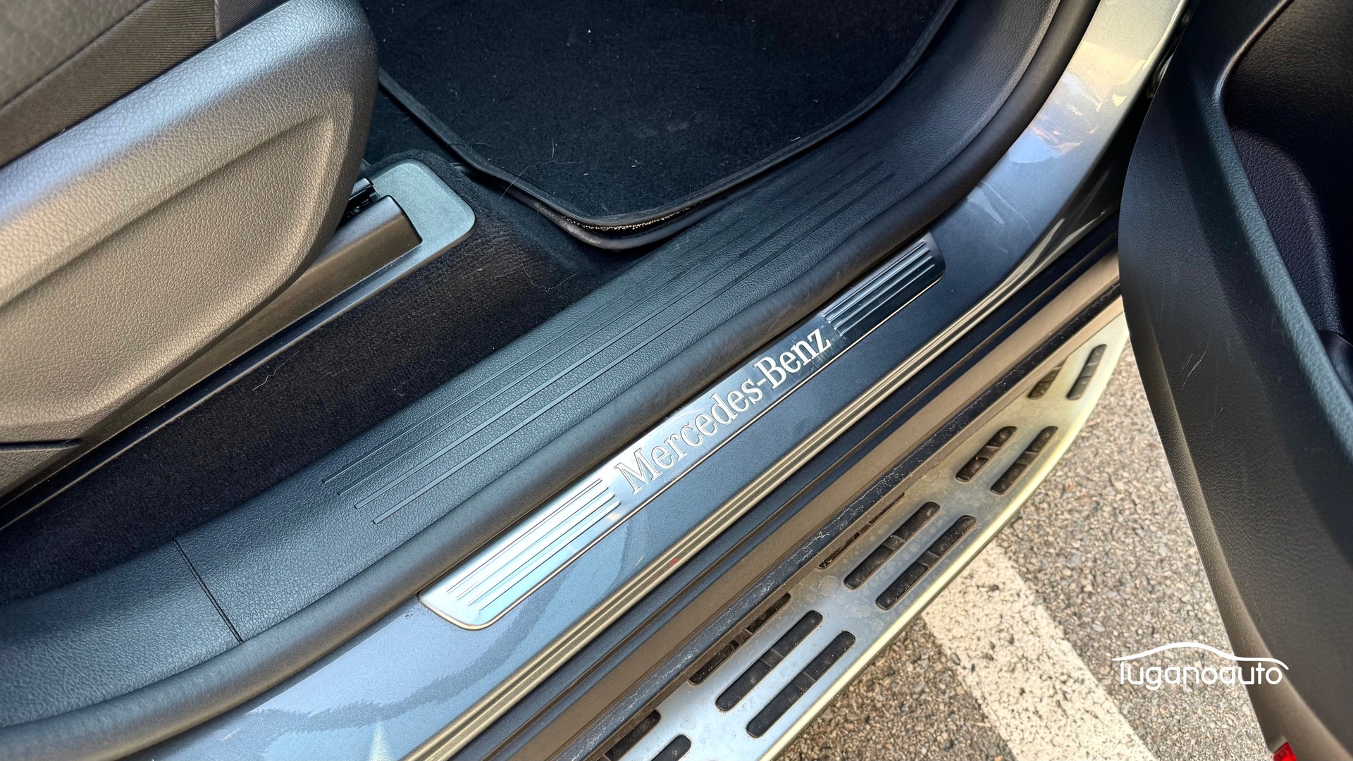 MERCEDES-BENZ GLE Coupé 450 d 4Matic+ 9G-Tronic-image-13