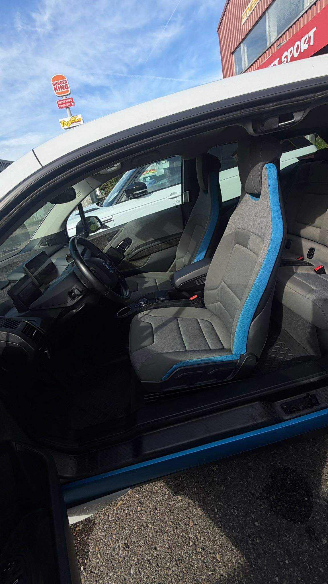 BMW i3 (60Ah)-image-10