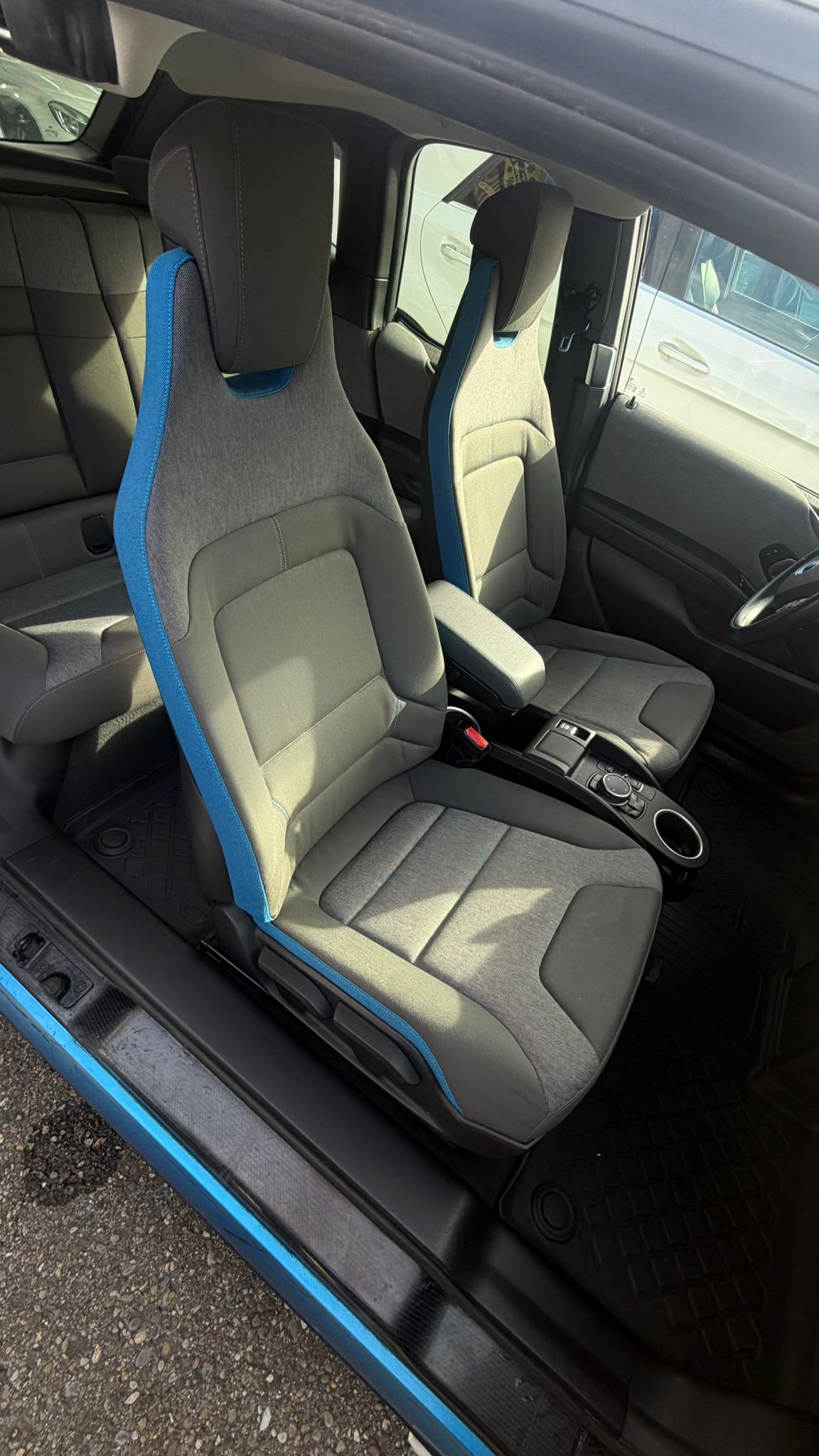BMW i3 (60Ah)-image-11