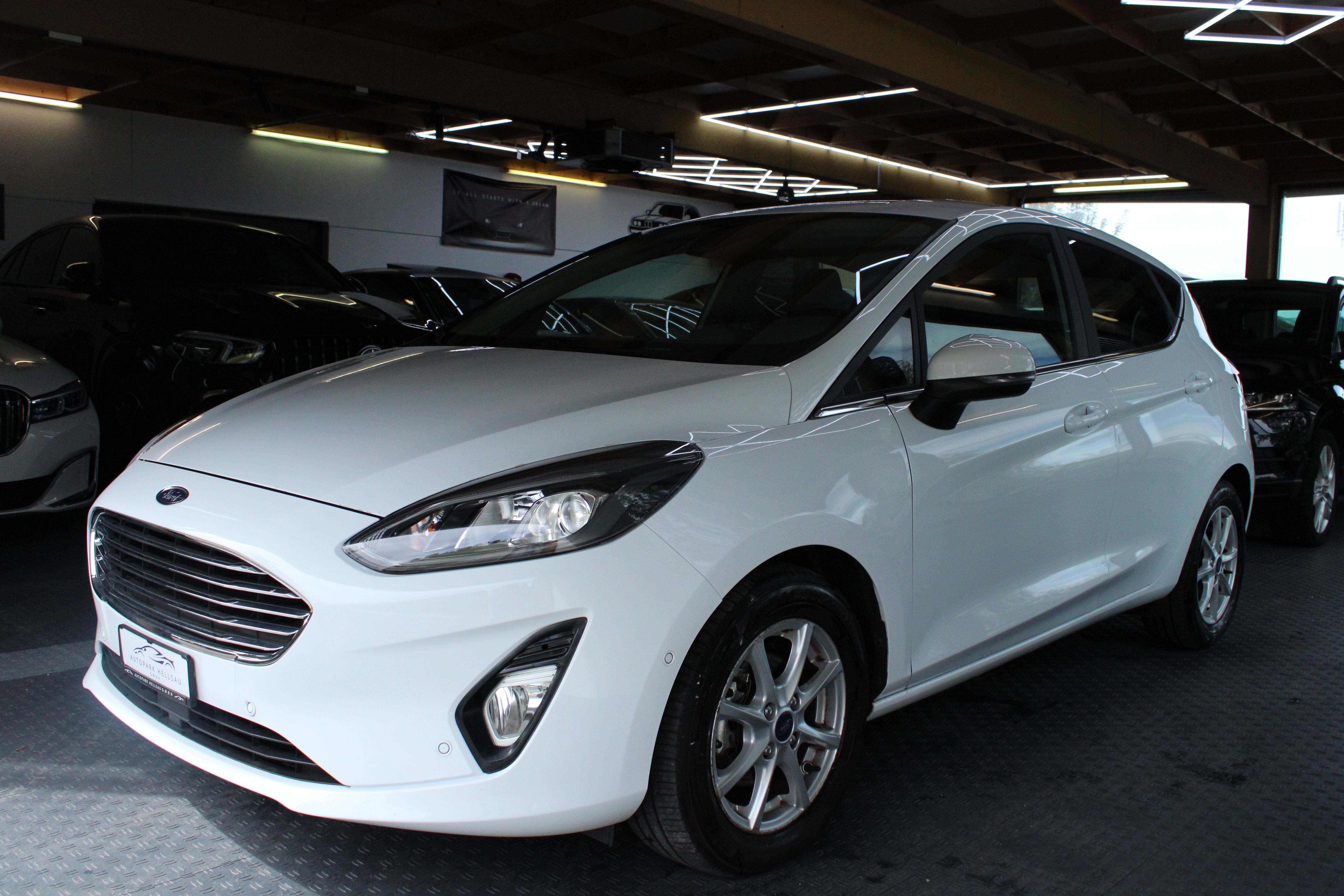 Car photo