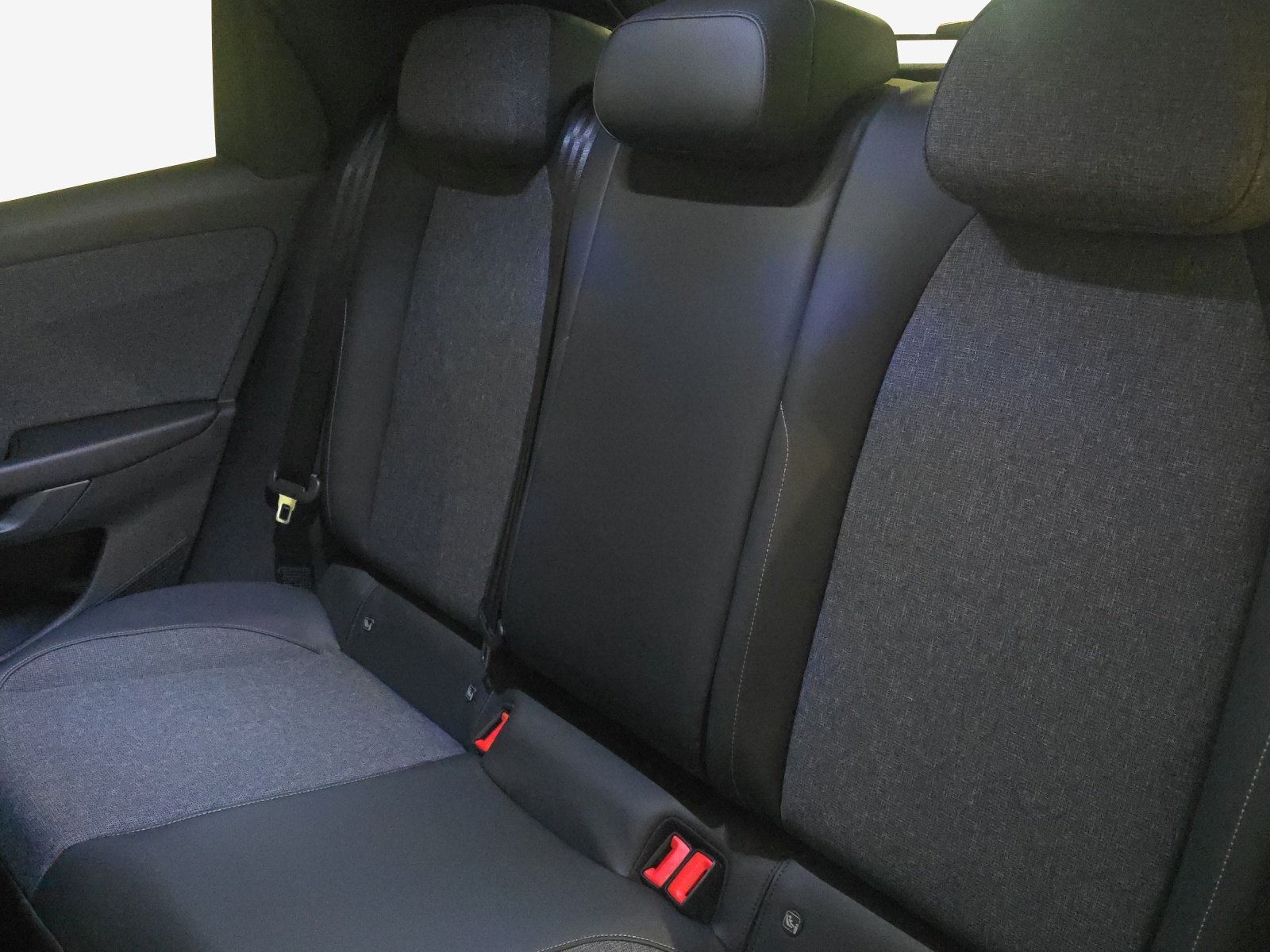 VW ID.Polo 52 kWh Style Edition One Plus-image-11