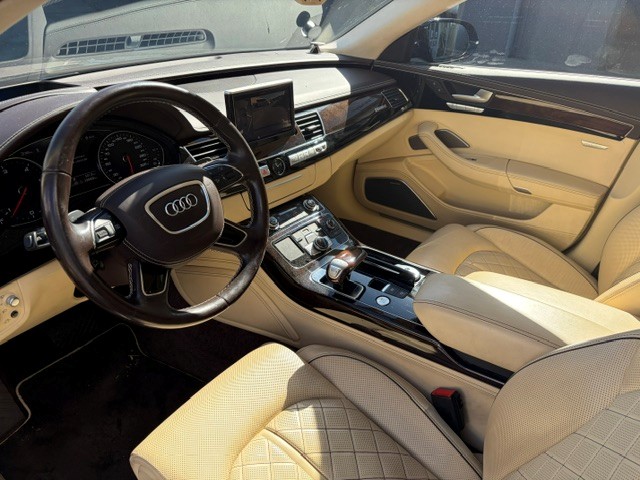 AUDI A8 4.2 V8 TDI quat. T-Tronic LWB-image-7