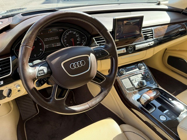 AUDI A8 4.2 V8 TDI quat. T-Tronic LWB-image-8