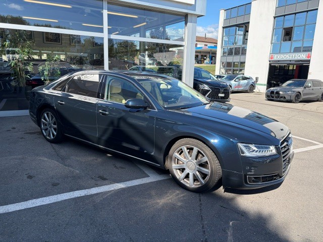 AUDI A8 4.2 V8 TDI quat. T-Tronic LWB-showroom-element-1